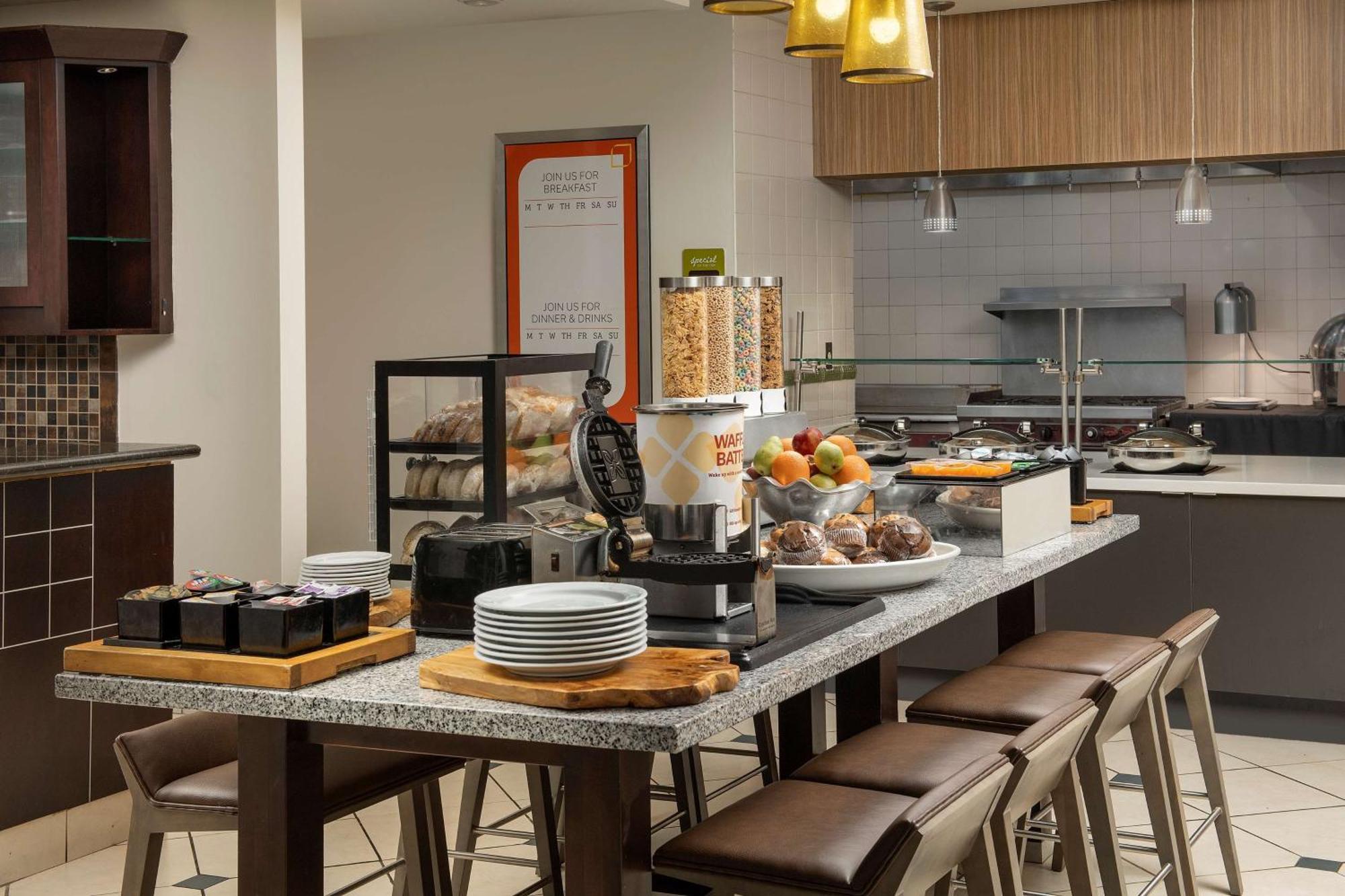 Hilton Garden Inn Dallas/Duncanville Εξωτερικό φωτογραφία