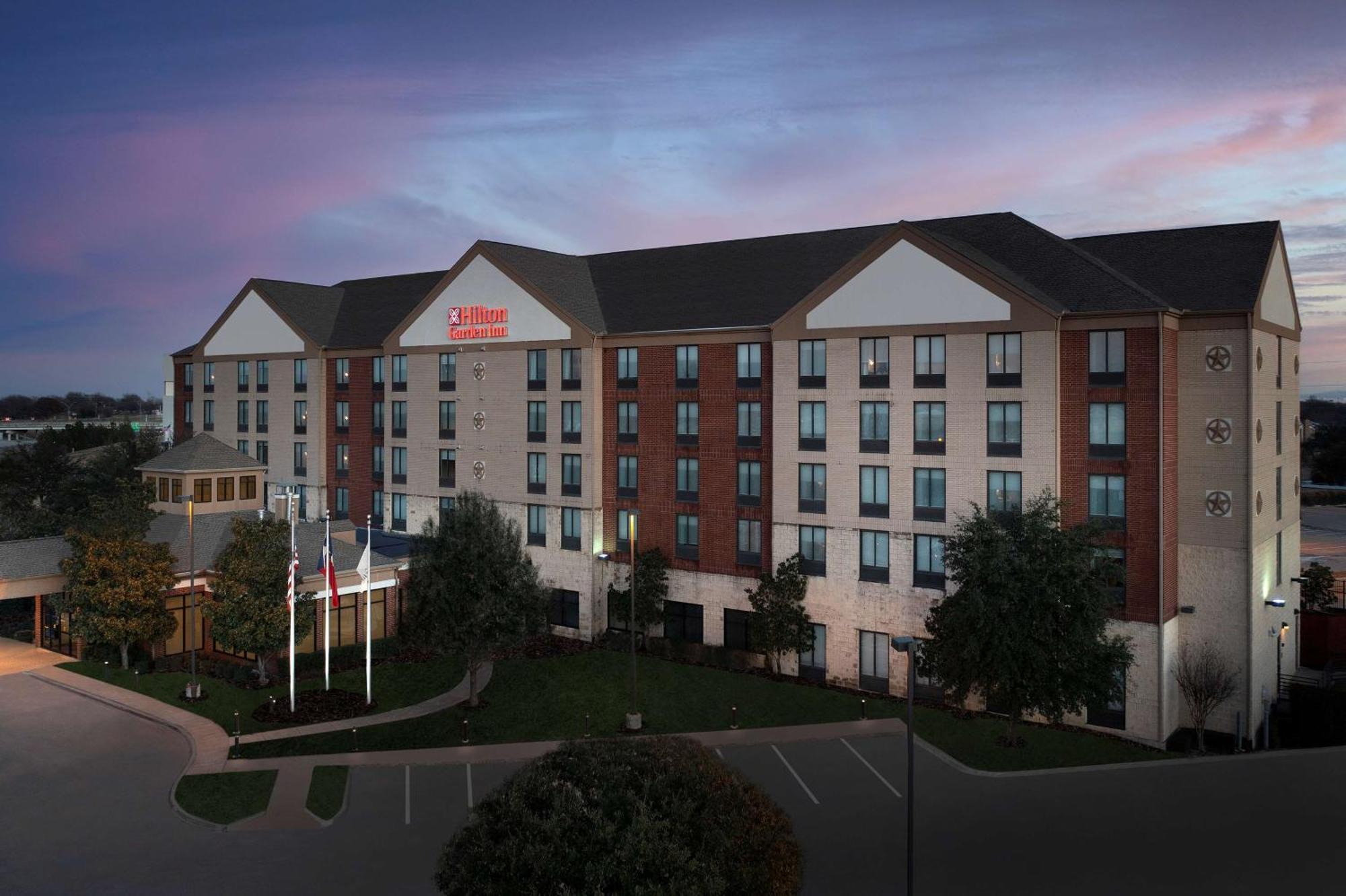 Hilton Garden Inn Dallas/Duncanville Εξωτερικό φωτογραφία